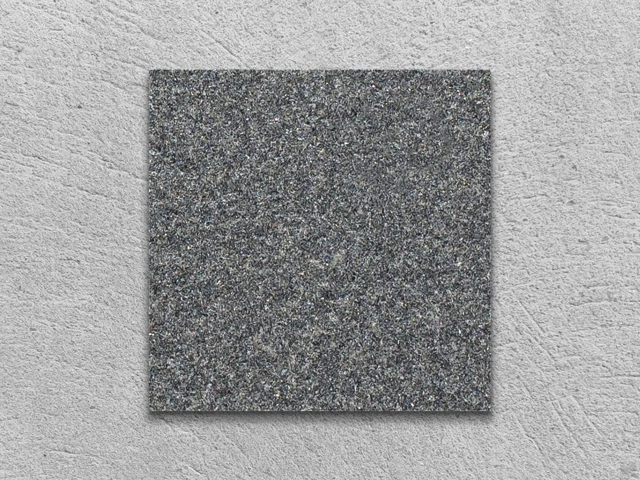 Слэб из гранита ABSOLUTE BLACK термообработанный 100x100x20 мм, код 2538