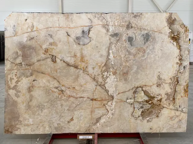 Слэб из оникса ONICE VIOLA полированный 2850x1950x20 мм, код 21011