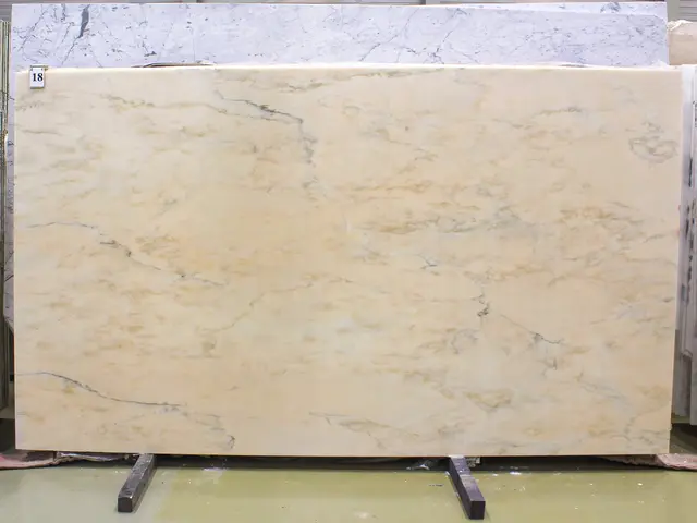 Слэб из мрамора ROSA PORTOGALLO полированный 2820x1590x20 мм, код 26426