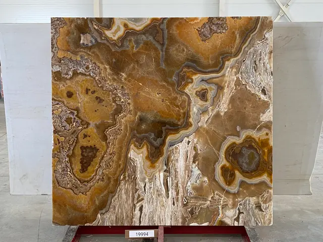 Слэб из оникса ONICE TIGER полированный 2000x1800x20 мм, код 19994