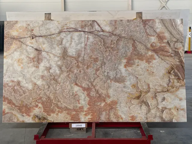 Слэб из оникса ONICE VIOLA полированный 2850x1600x20 мм, код 19948