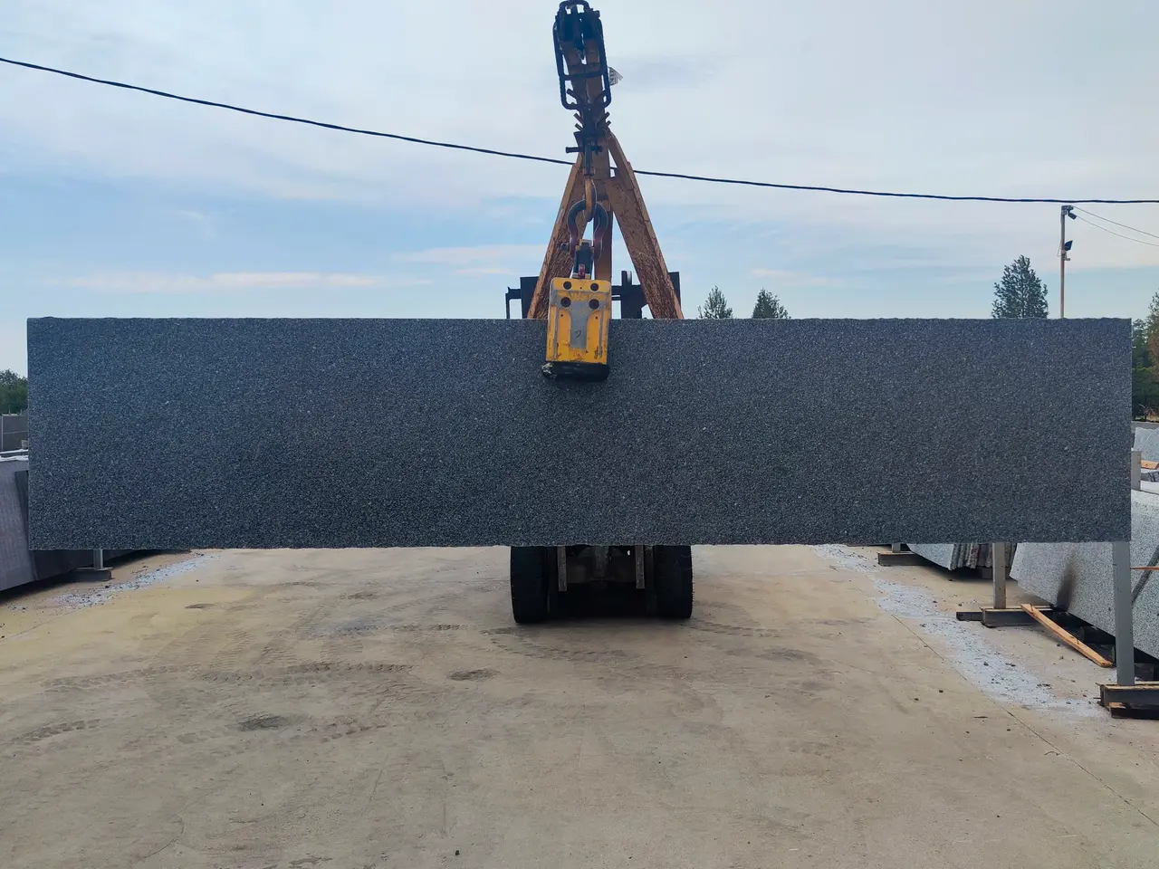 Полоса из гранита SESAM NEW полированный 3470x720x20 мм, код 25463