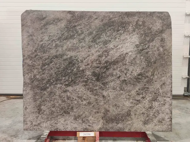 Слэб из мрамора TUNDRA BLUE полированный 2150x1730x18 мм, код 26596