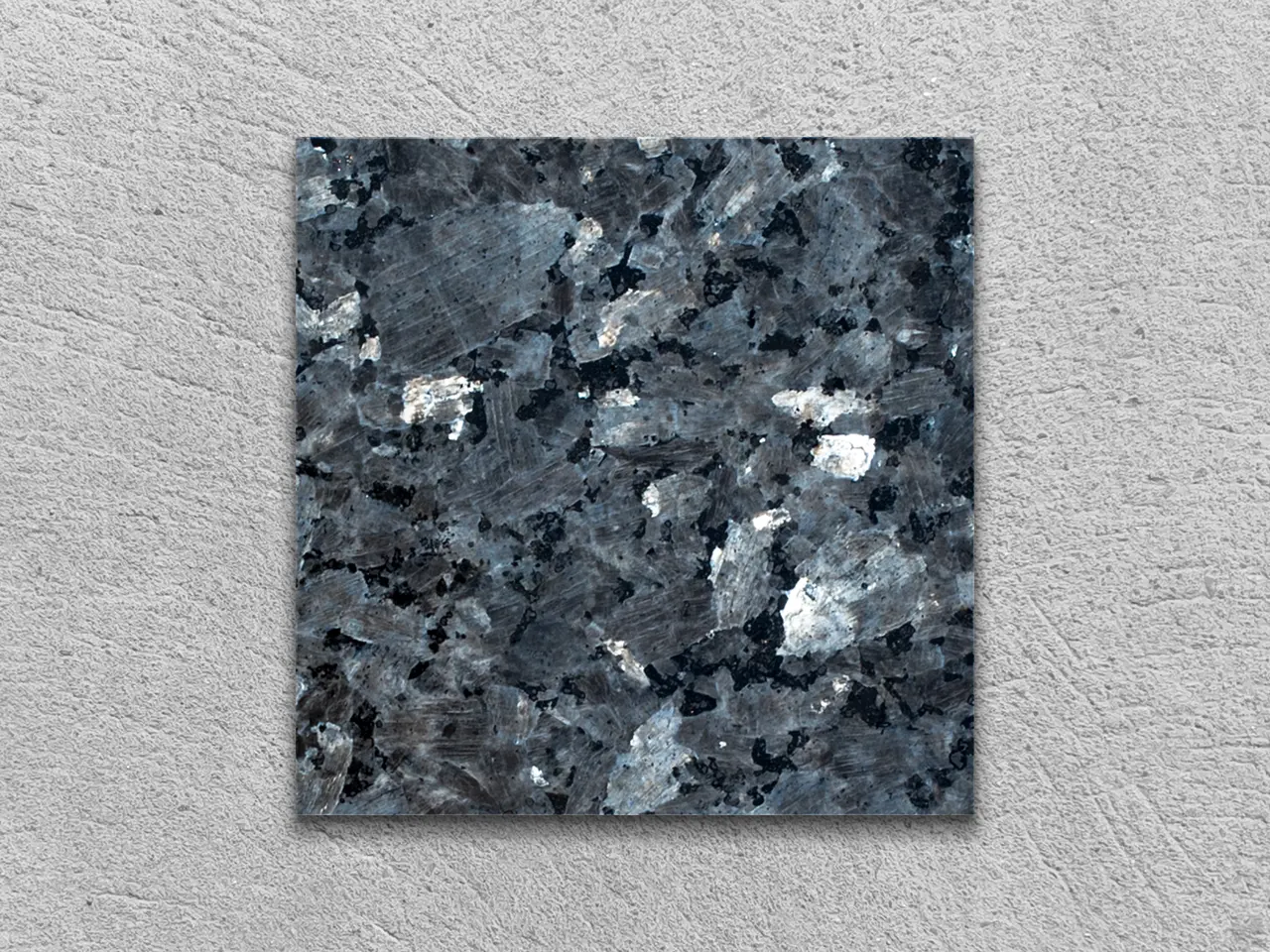 Слэб из лабрадорита BLUE PEARL полированный 100x100x30 мм, код 2601