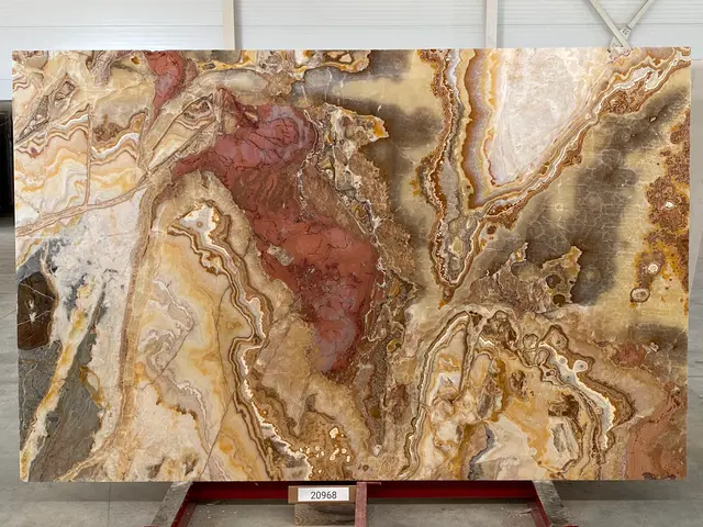 Слэб из оникса ONICE FIRE полированный 2800x1800x20 мм, код 20968