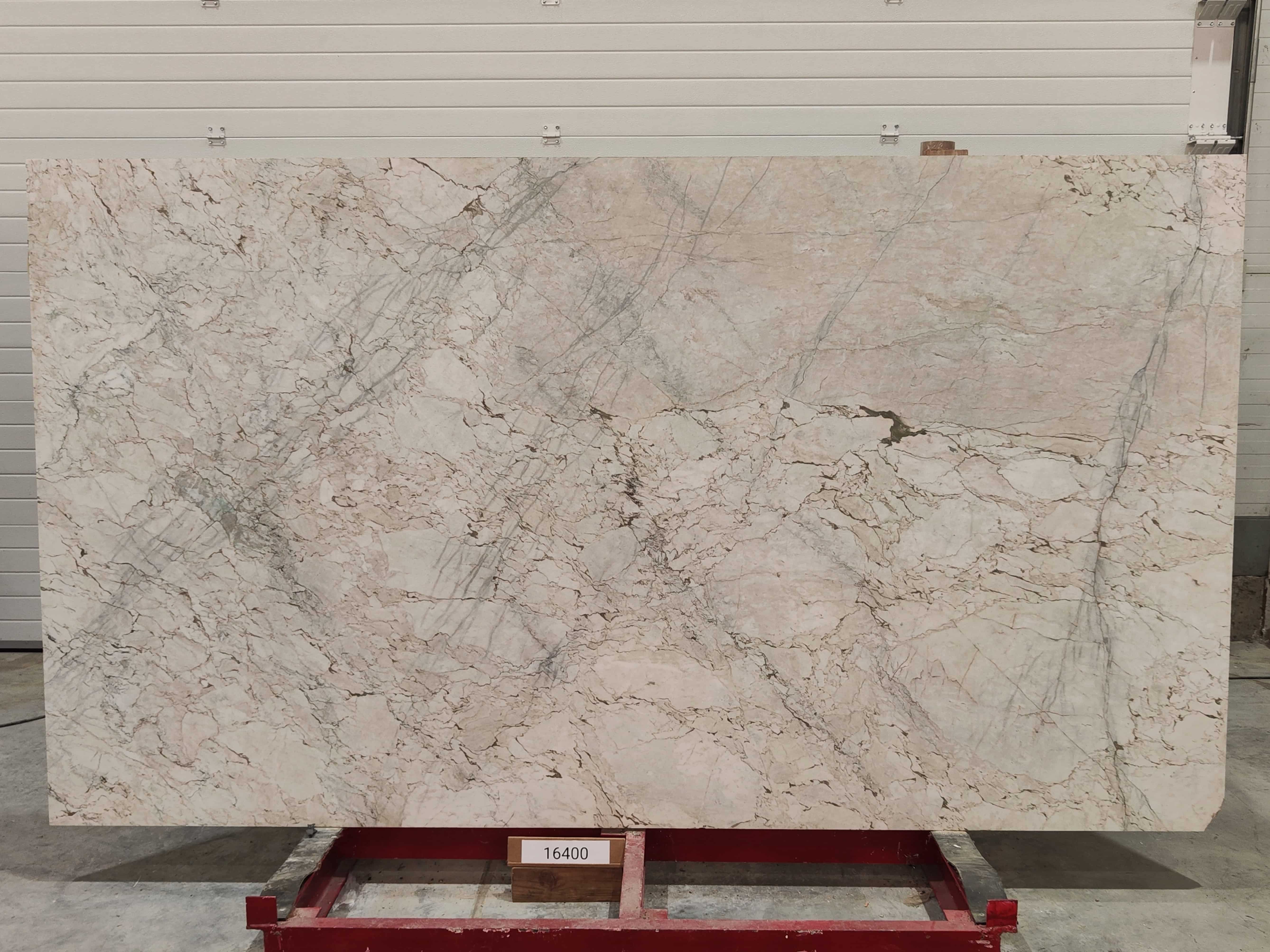 Слэб из мрамора CALACATTA CREMO полированный 2850x1600x20 мм, код 16400