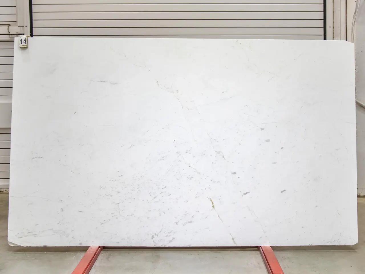 Слэб из мрамора PIRGON ALAS матовый 3050x1700x20 мм, код 25847