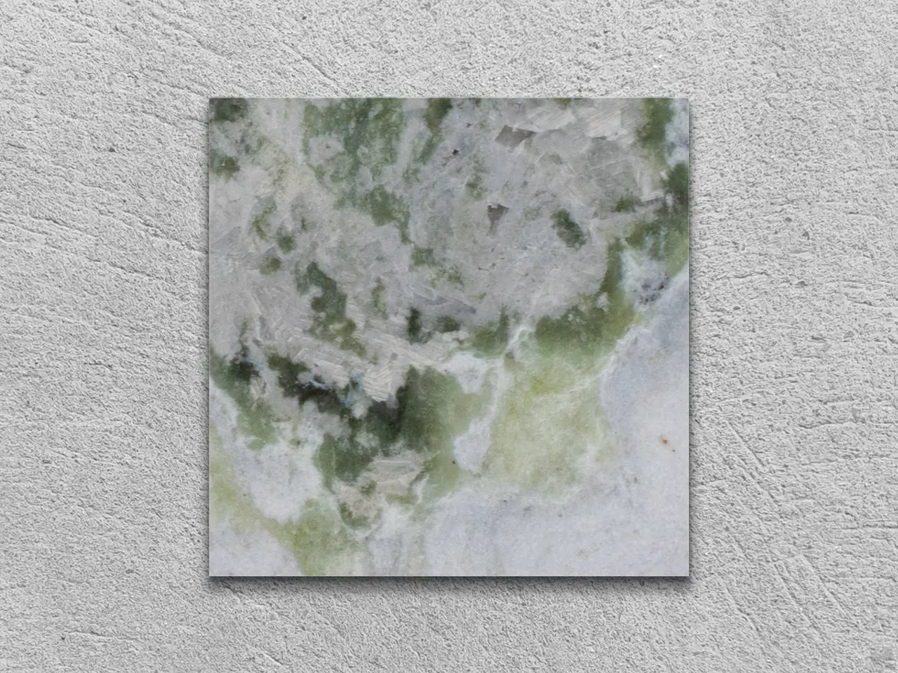 Слэб из оникса HIMALAYAN GREEN полированный 100x100x20 мм, код 10588