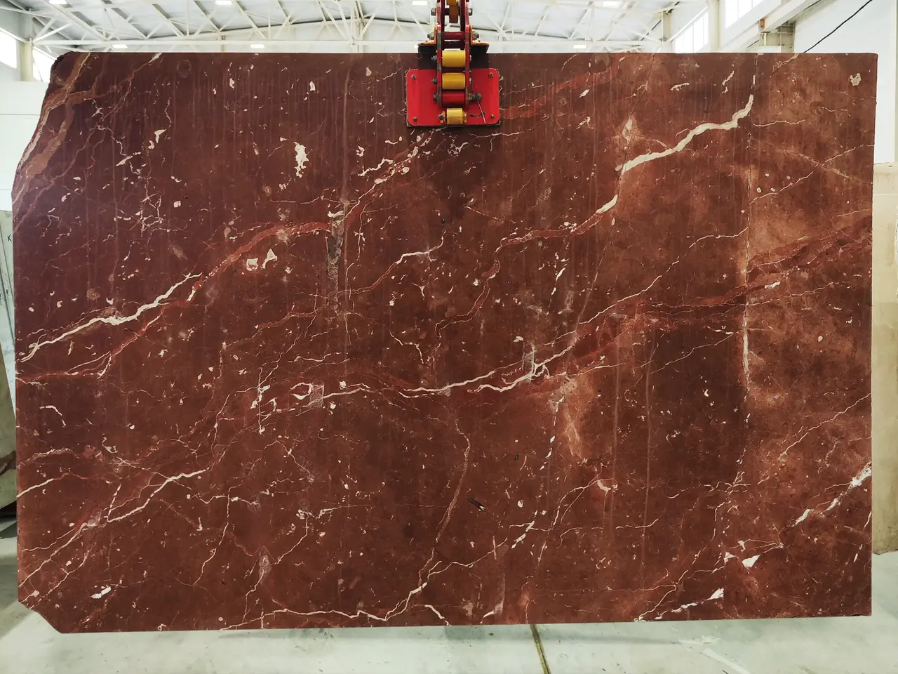 Слэб из мрамора ROSSO ALICANTE полированный 2300x1520x20 мм, код 13527