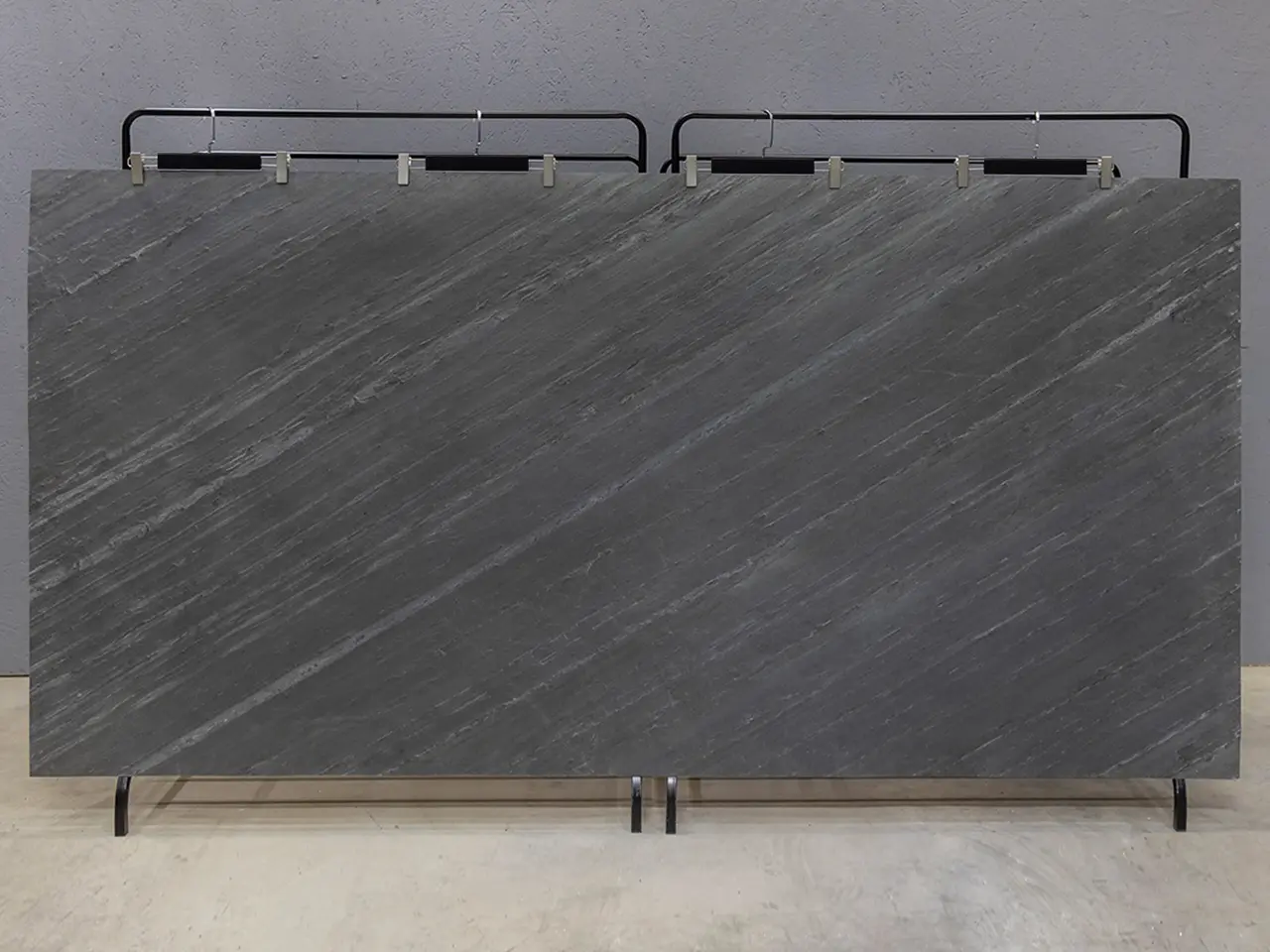 OCEAN BLACK 2400x1200x2 мм, код 27185