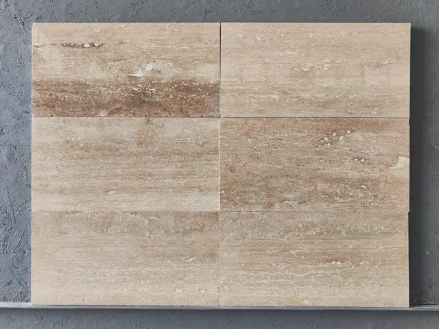 Плитка из травертина CLASSIC LIGHT 600x300x20 мм, код 23975