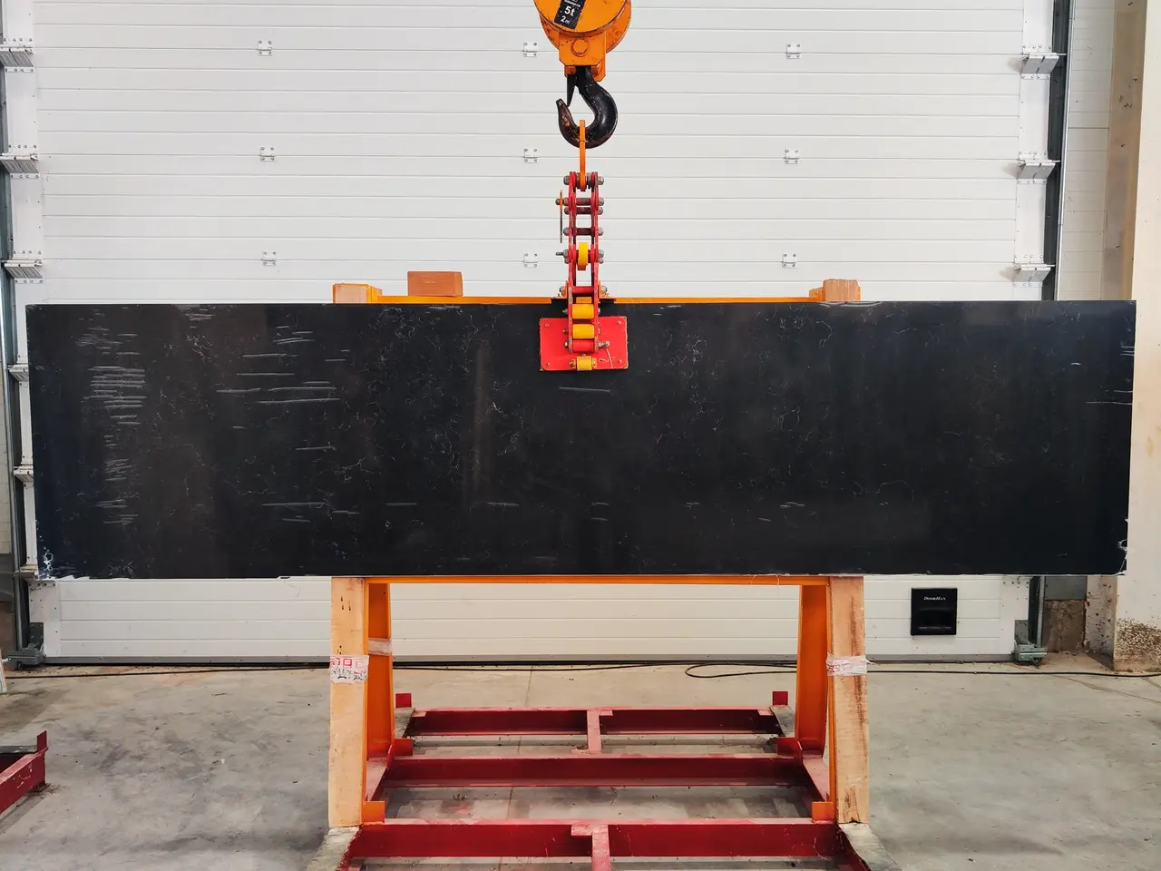 NEGRO IMPERIAL полированный 3200x800x20 мм, код 28441