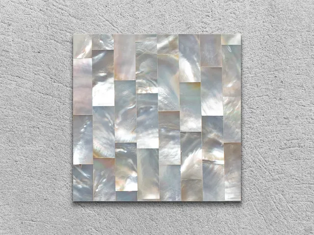 Слэб из эксклюзива PERLAMUTR полированный 100x100x20 мм, код 2504