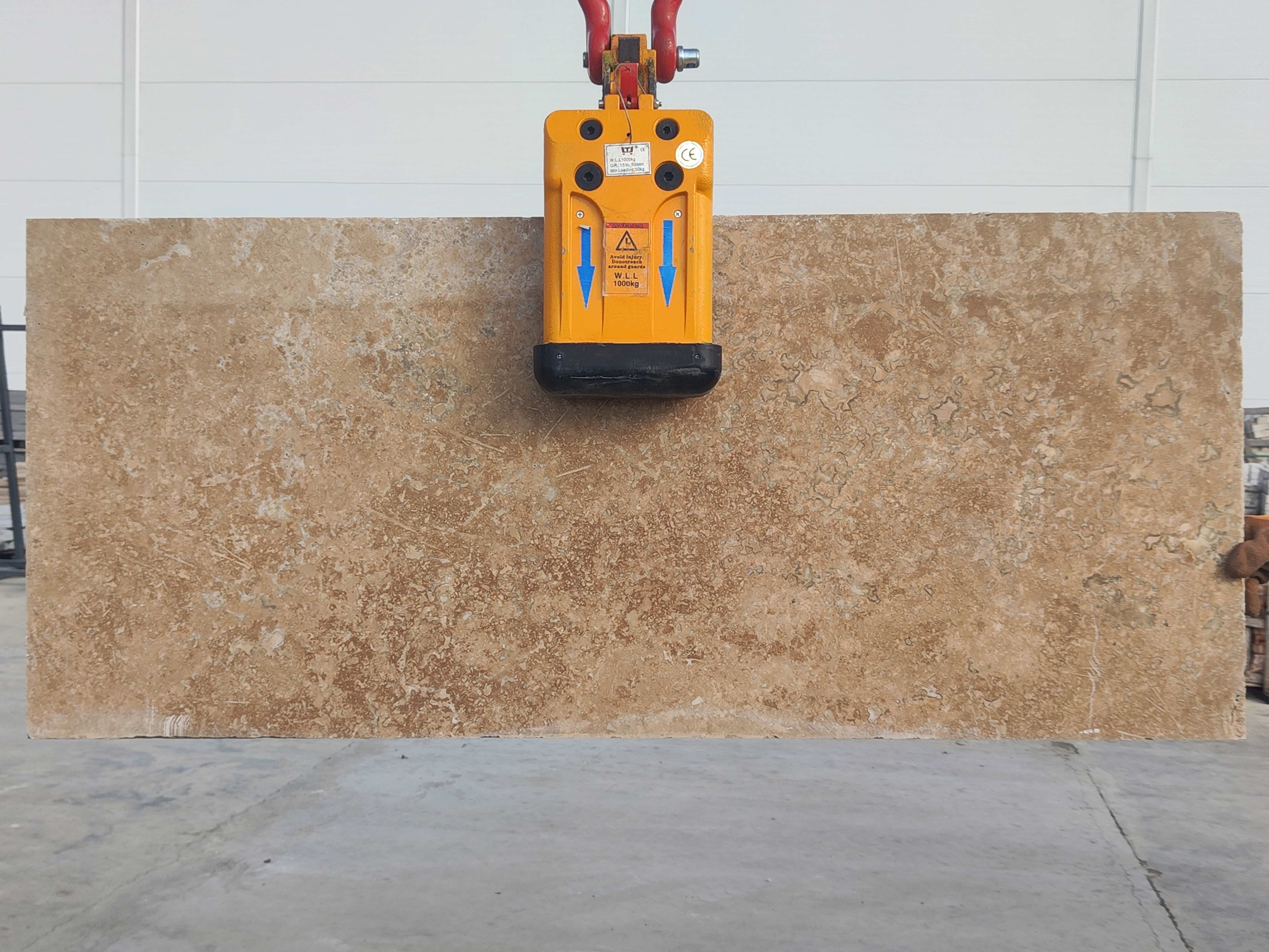 Полоса из травертина DIAMOND C/P полированный 1420x600x30 мм, код 26865