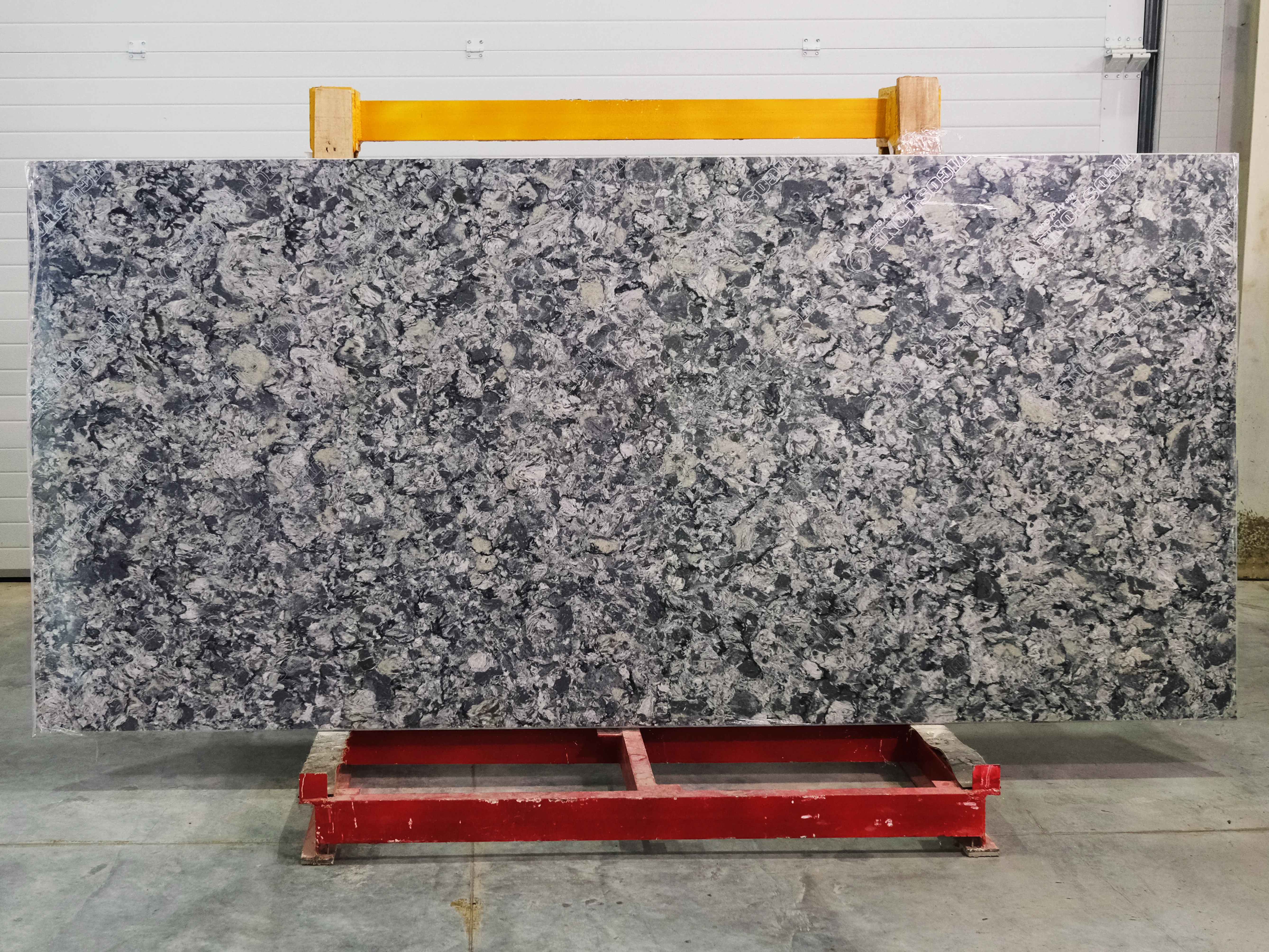 AZUL ARAN полированный BQ9470 3000x1400x20 мм, код 27761