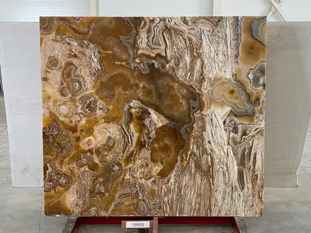 Слэб из оникса ONICE TIGER полированный 2000x1800x20 мм, код 19995