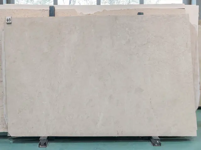 Слэб из мрамора OTTOMAN BEIGE полированный 2500x1550x20 мм, код 26588