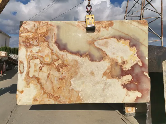 Слэб из оникса ONICE GREEN полированный 2930x1900x20 мм, код 15412