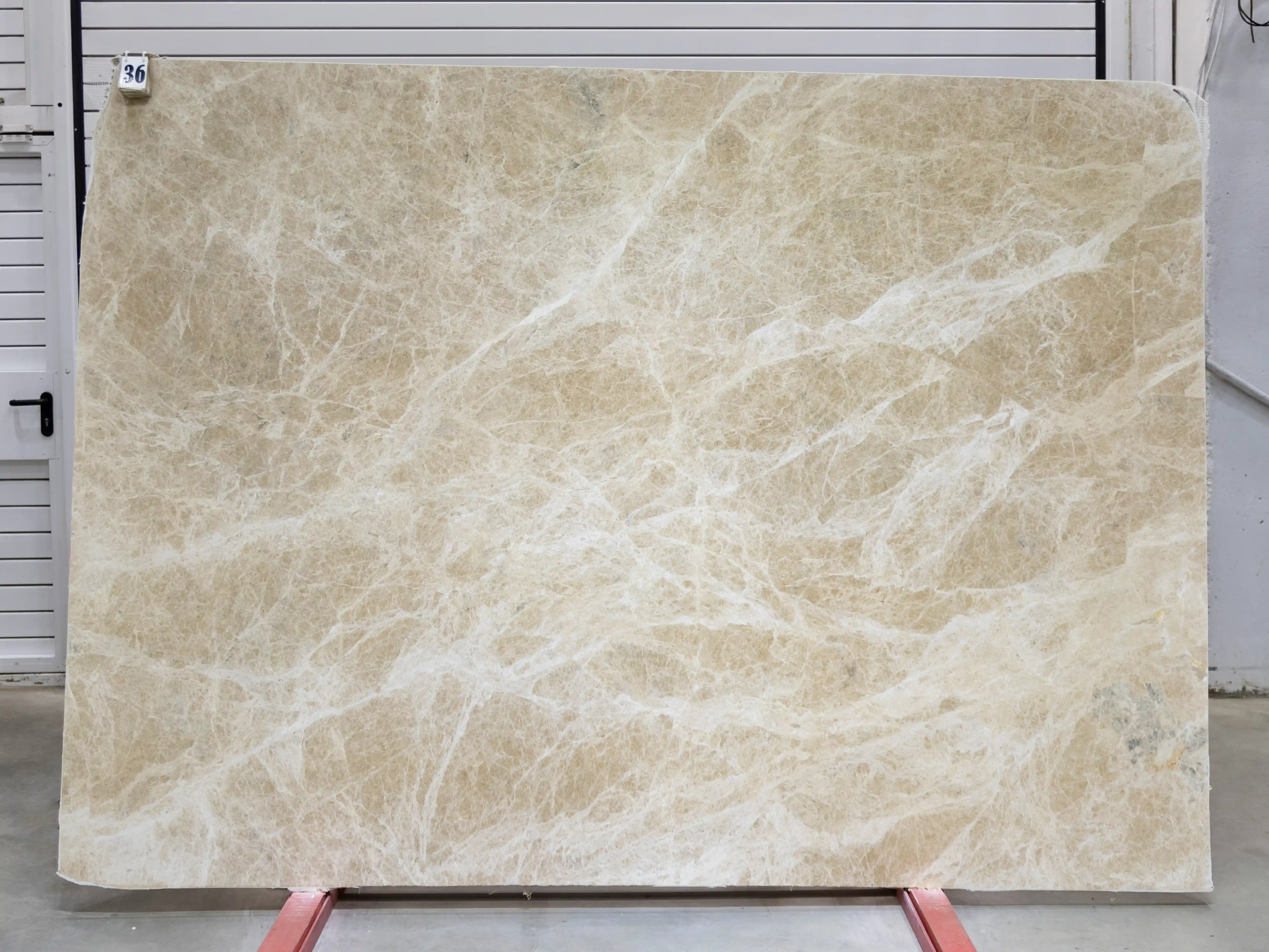 Слэб из мрамора EMPERADOR LIGHT полированный 2760x1970x20 мм, код 25779