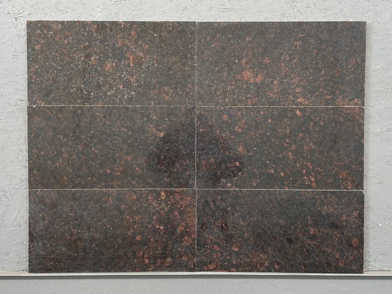 Плитка из гранита TAN BROWN полированный 600x300x18 мм, код 3073