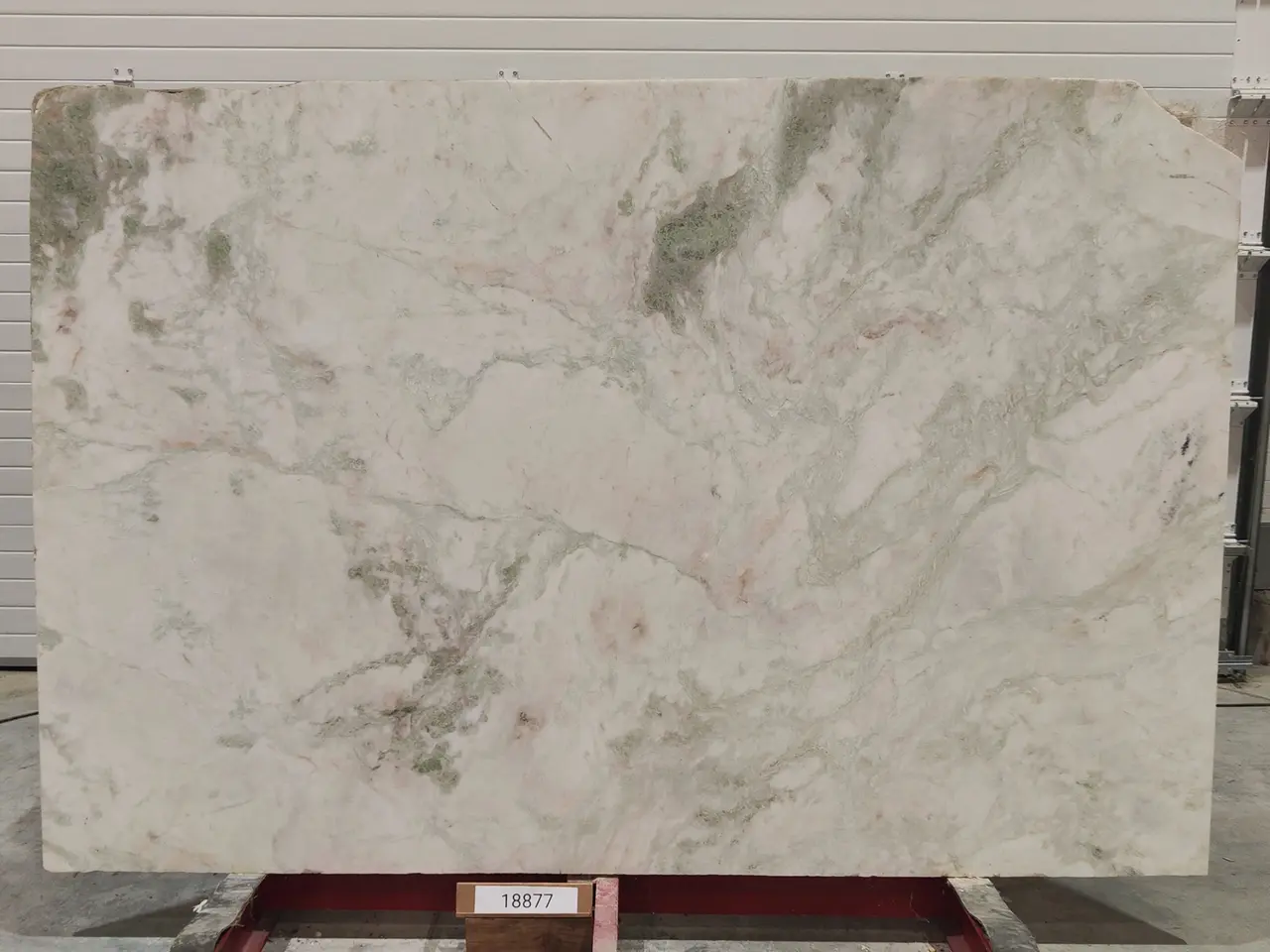 Слэб из оникса LADY ONYX полированный 2400x1550x20 мм, код 18877