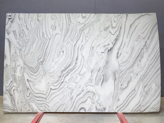 Слэб из мрамора AVALANCHE BRUNO полированный 2980x1860x20 мм, код 26326