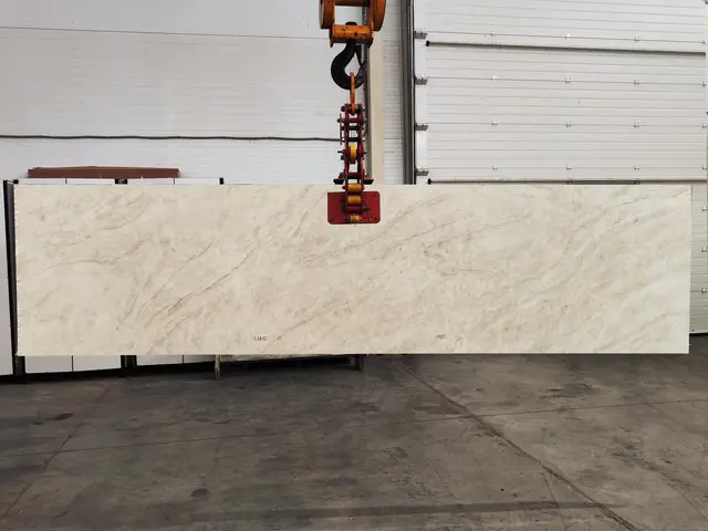 PRISTINE полированный 3200x800x20 мм, код 28072