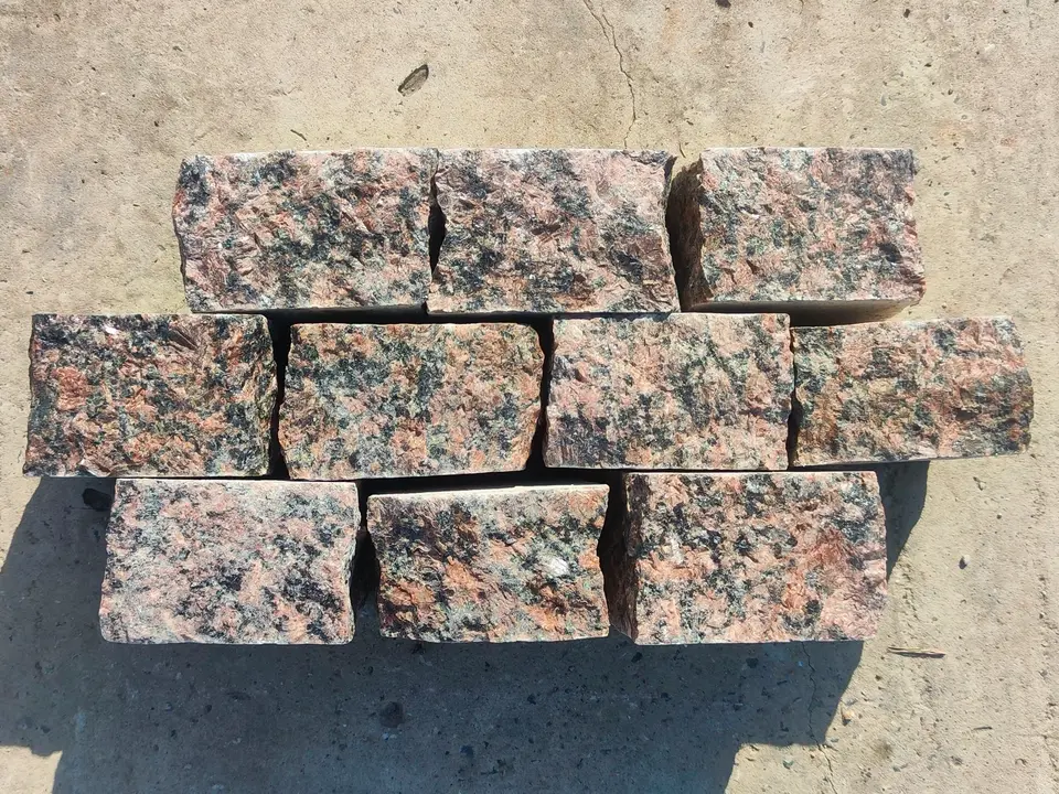 Брусчатка КРАСНОГОРСКАЯ колотая 150x150x100 мм, код 25609