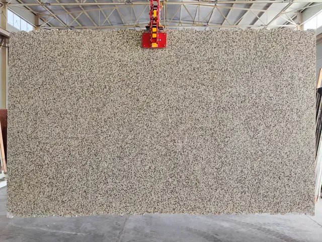 Слэб из гранита SUNSET GOLD 3200x1830x30 мм, код 24722