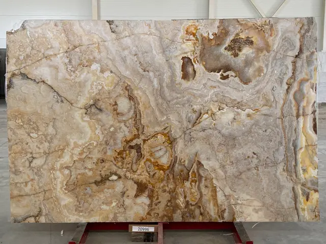 Слэб из оникса ONICE VIOLA полированный 2900x1980x20 мм, код 20996