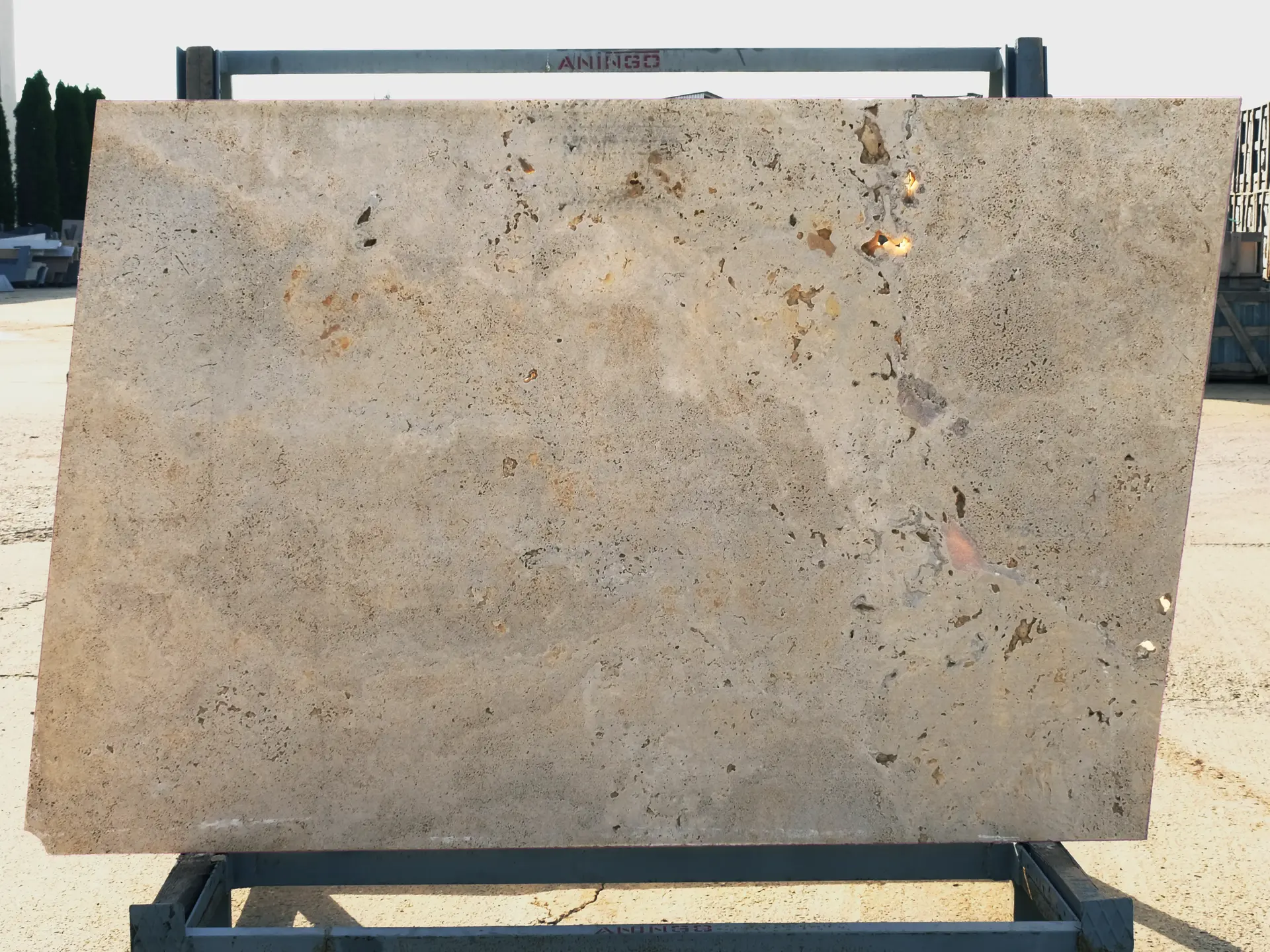 Слэб из травертина DIAMOND C/S пиленый 2010x1200x30 мм, код 27721