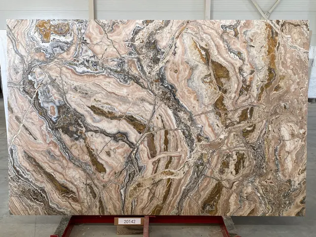 Слэб из оникса ONICE TRAVER полированный 2820x1850x20 мм, код 20142