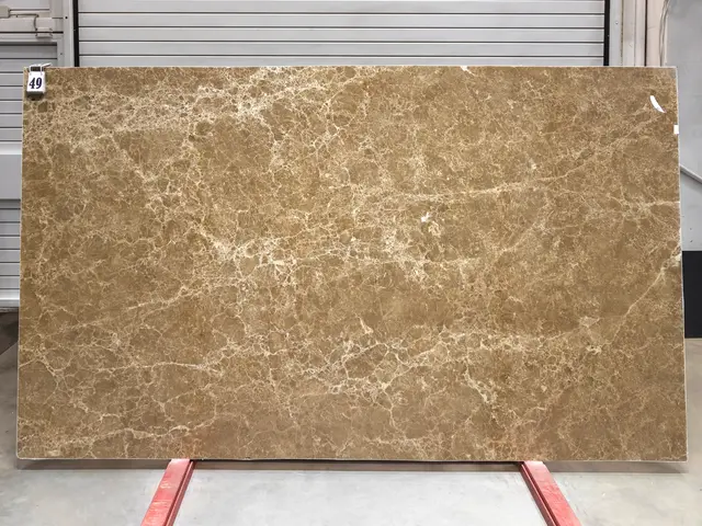 Слэб из мрамора EMPERADOR LIGHT CAFE полированный 2750x1600x20 мм, код 28479