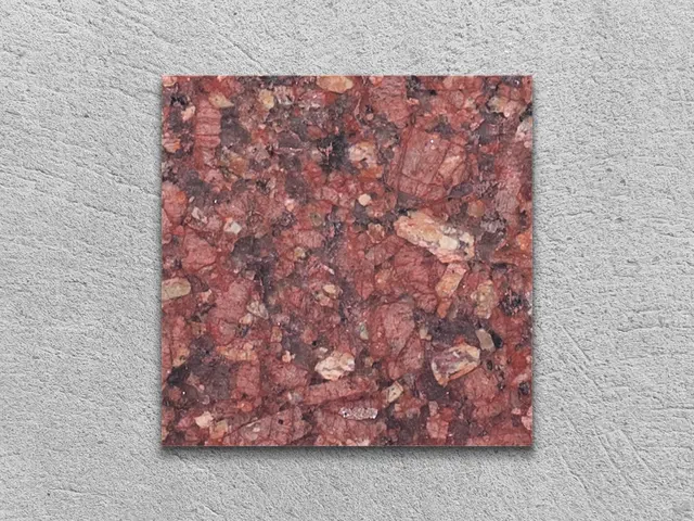 Слэб из гранита IMPERIAL RED полированный 100x100x20 мм, код 2522