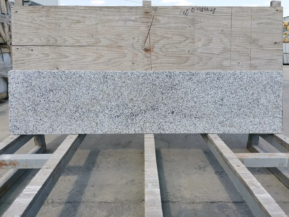 Ступень BELLA WHITE полированная 1250x330x30 мм, код 180