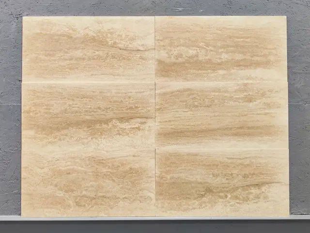 Плитка из травертина CLASSIC LIGHT 610x305x12 мм, код 7102