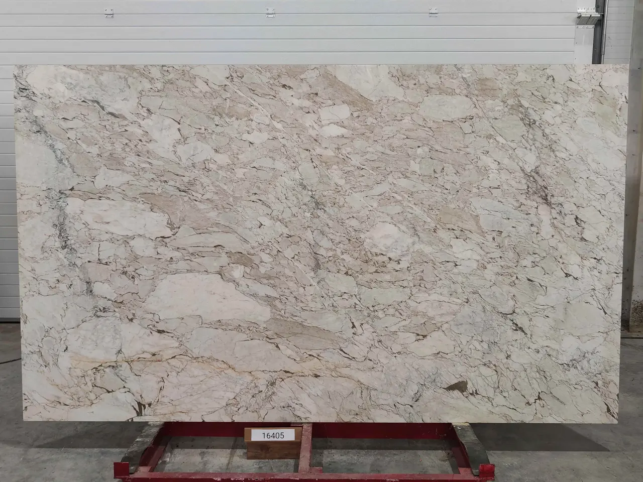 Слэб из мрамора CALACATTA CREMO полированный 2900x1750x20 мм, код 16405