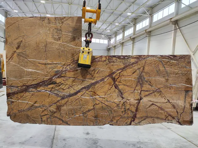 Слэб из мрамора BIDASAR GOLD полированный 3000x1100x30 мм, код 22267