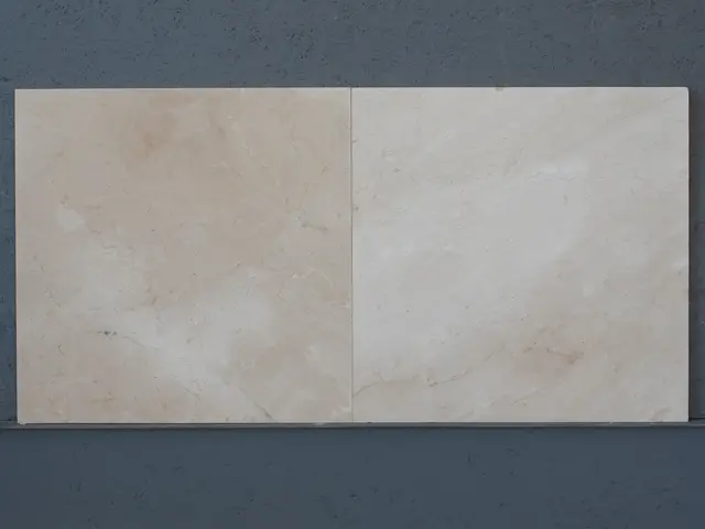 Плитка из мрамора CREMA MARFIL EXTRA полированный 600x600x20 мм, код 1725