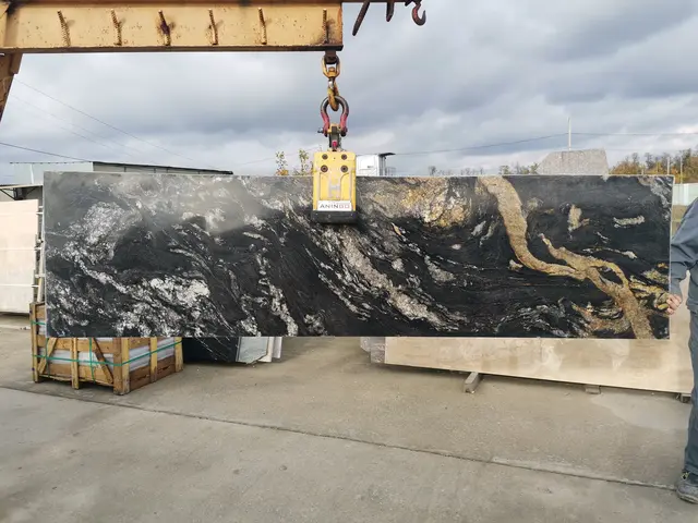 Полоса из гранита METALICUS полированный 2860x750x20 мм, код 18732