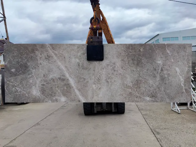 Полоса из мрамора MONTE GRAY полированный 2400x750x20 мм, код 25676