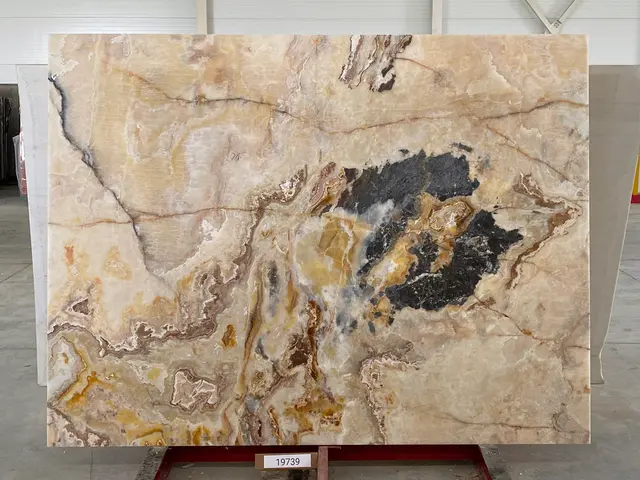 Слэб из оникса ONICE VIOLA полированный 2500x1900x20 мм, код 19739