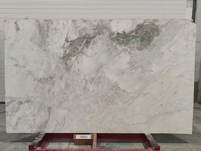 Слэб из оникса LADY ONYX полированный 2640x1600x20 мм, код 18864