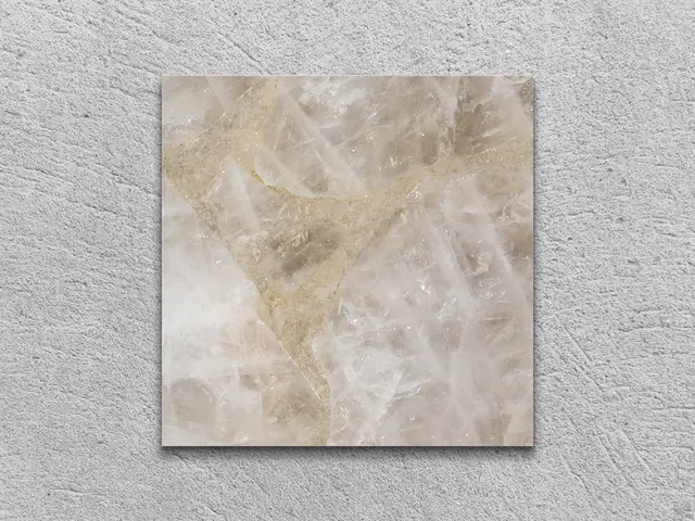 Слэб из эксклюзива WHITE QUARTZ полированный 100x100x20 мм, код 2507