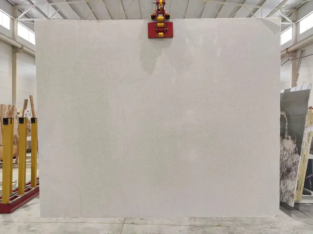 DAZZLING WHITE полированный 2480x2010x20 мм, код 26809