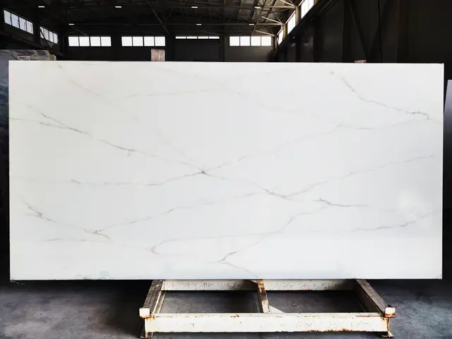 CALACATTA LINCOLN полированный A62 3200x1600x20 мм, код 29117