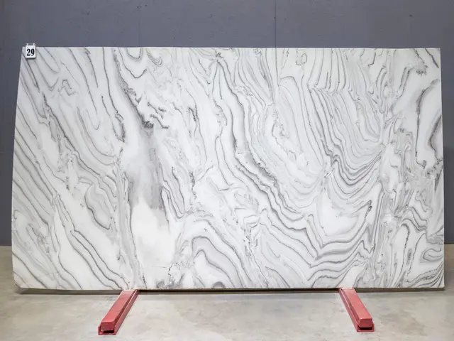 Слэб из мрамора AVALANCHE BRUNO полированный 2980x1650x20 мм, код 26327