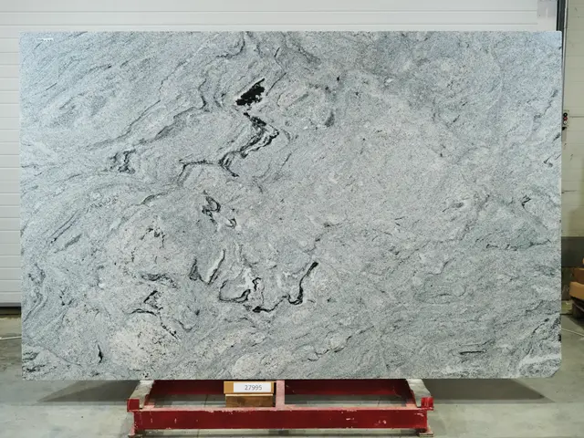 Слэб из гранита INFINITY GREY полированный 2960x1930x20 мм, код 27995