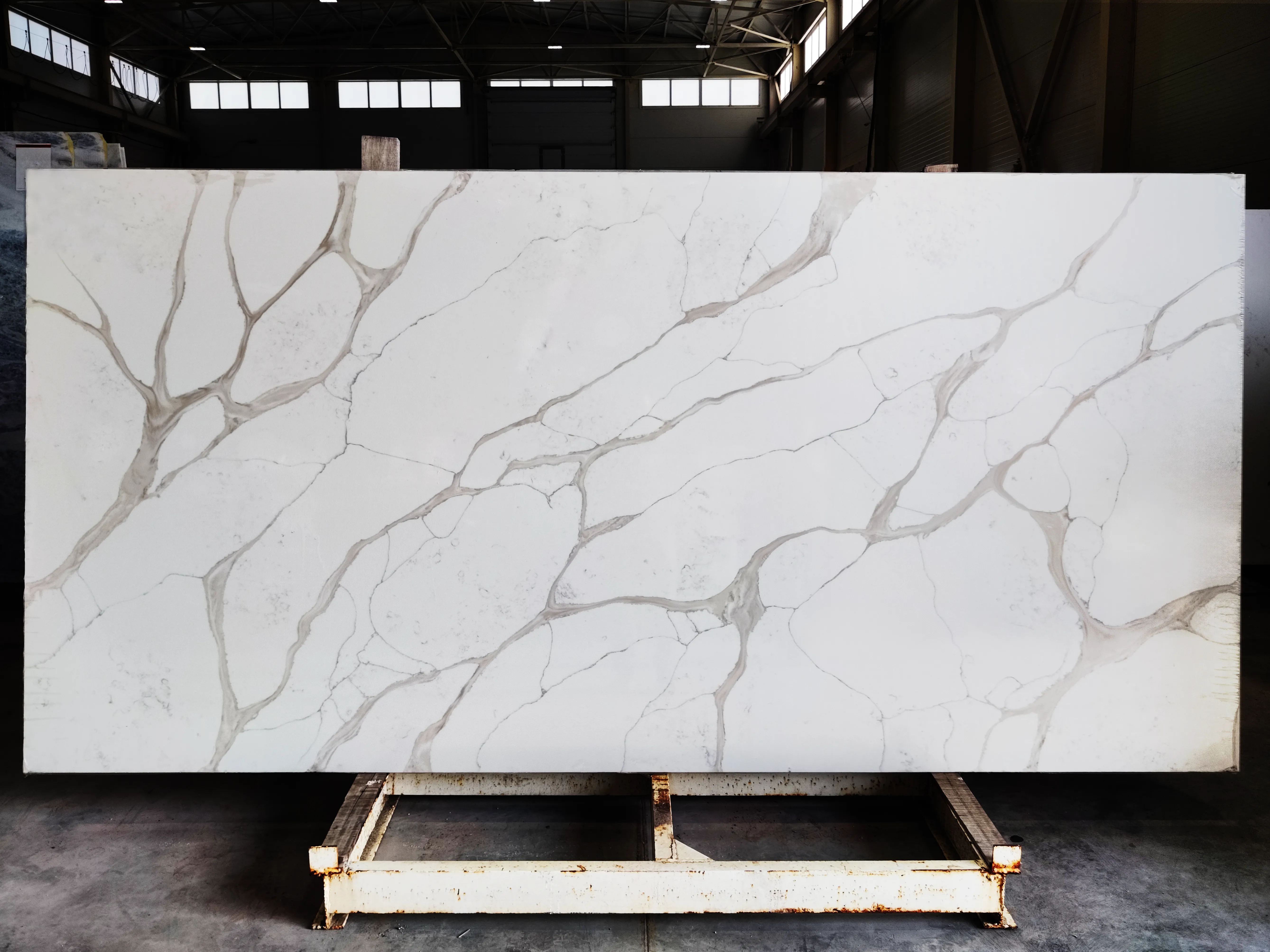 CALACATTA SPRING полированный A60 3200x1600x20 мм, код 29116