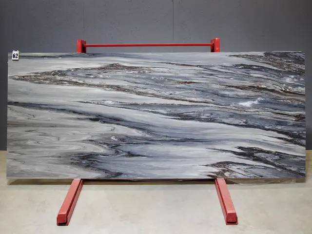 Слэб из мрамора PALISSANDRO BRONZE полированный 3130x1270x20 мм, код 28287